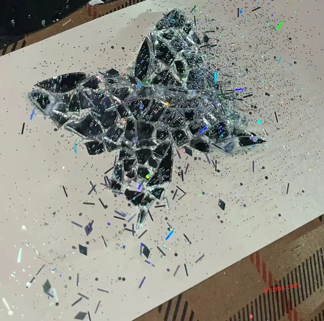 图片[1]-深夜emo必备文案！句句扎心，表达你的情绪低谷 - 易得函-易得函